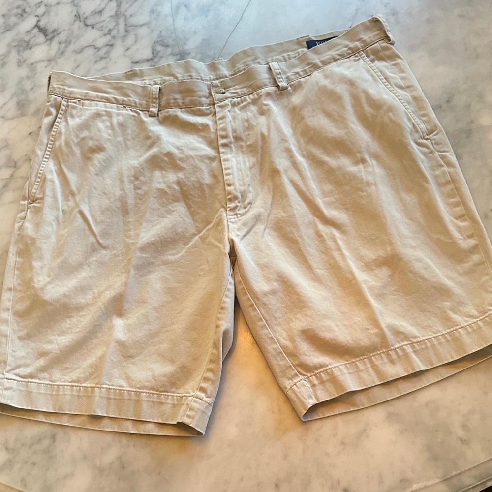Polo Ralph Lauren Khaki Shorts . Size:40